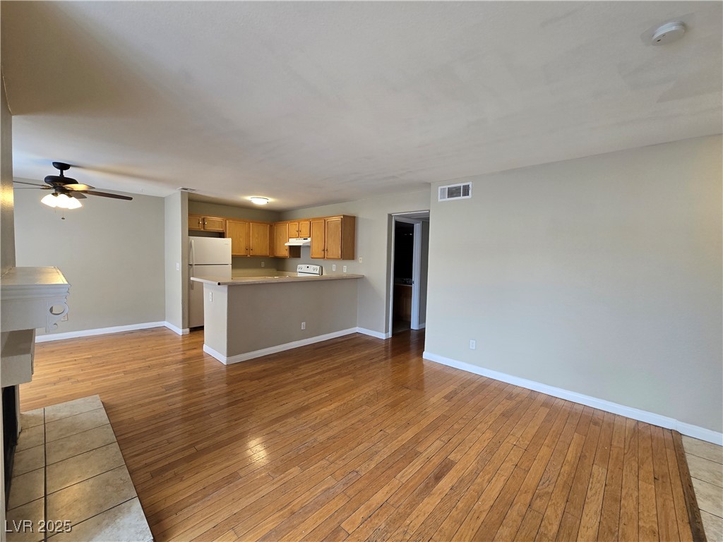 2972 Juniper Hills 201