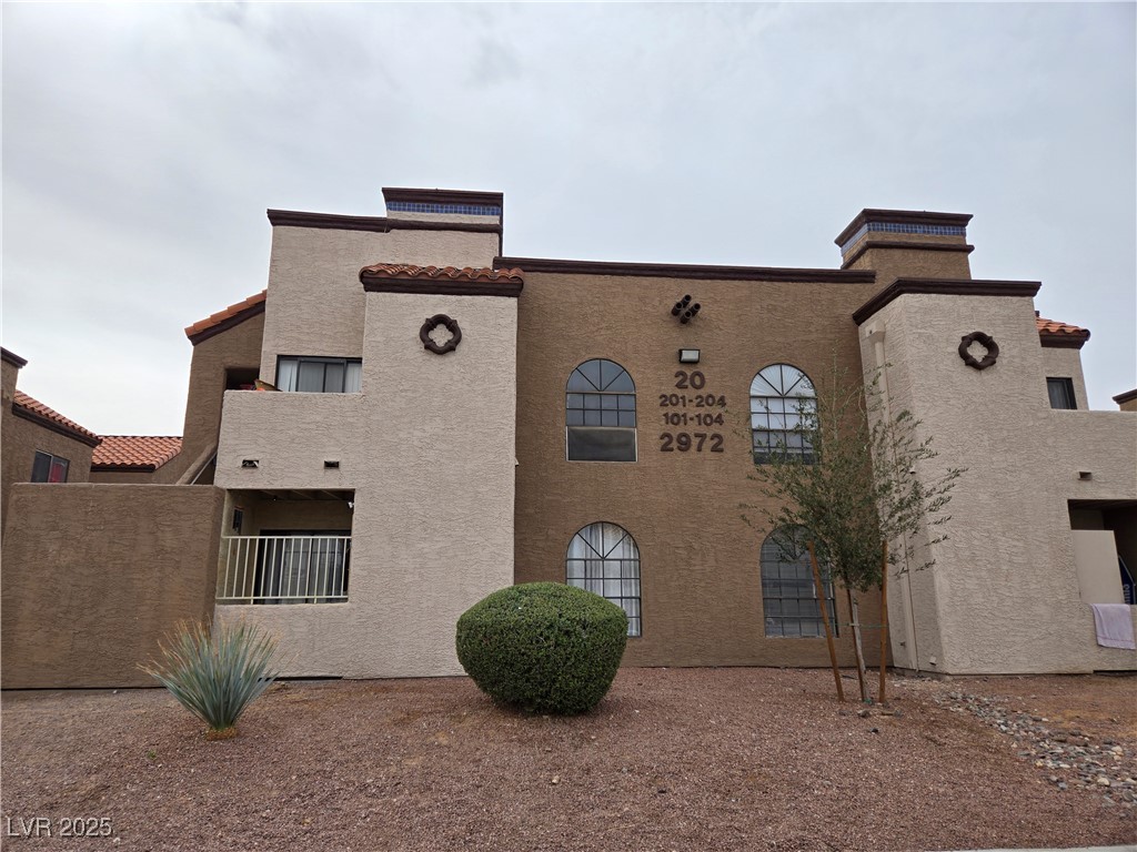2972 Juniper Hills 201