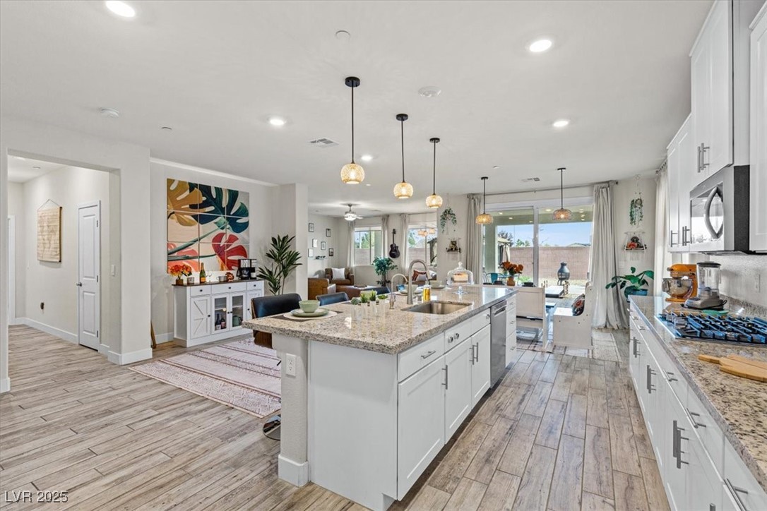 4050 Peaceful Dune Street