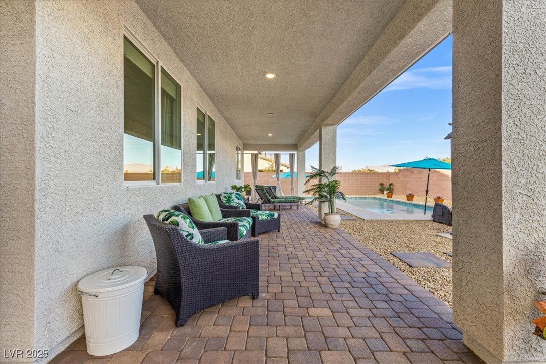 4050 Peaceful Dune Street