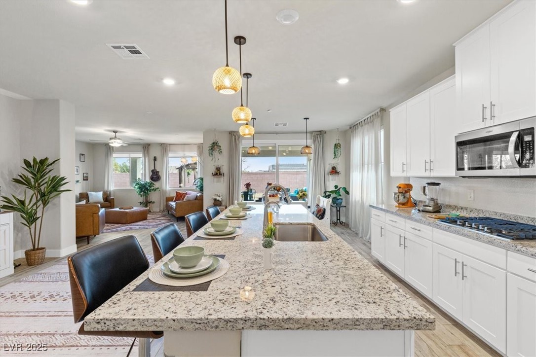 4050 Peaceful Dune Street