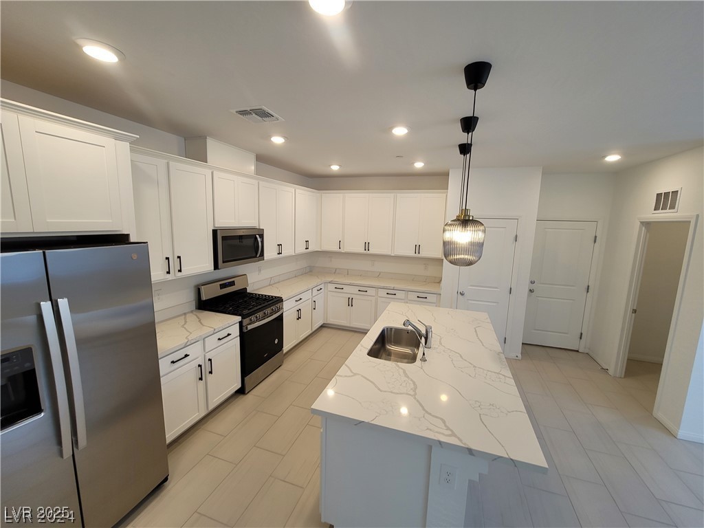 11560 Alpine Cove Avenue