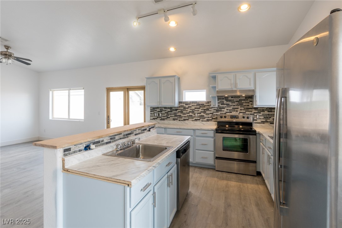 2128 La Salle Street