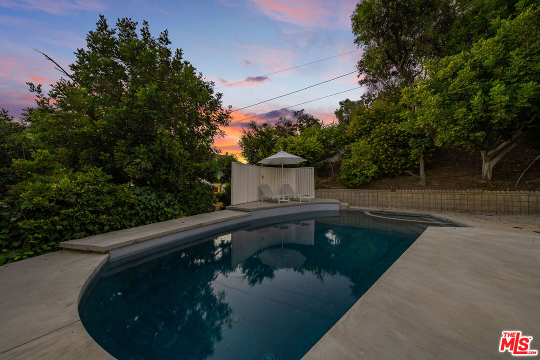 1040 Montego Dr