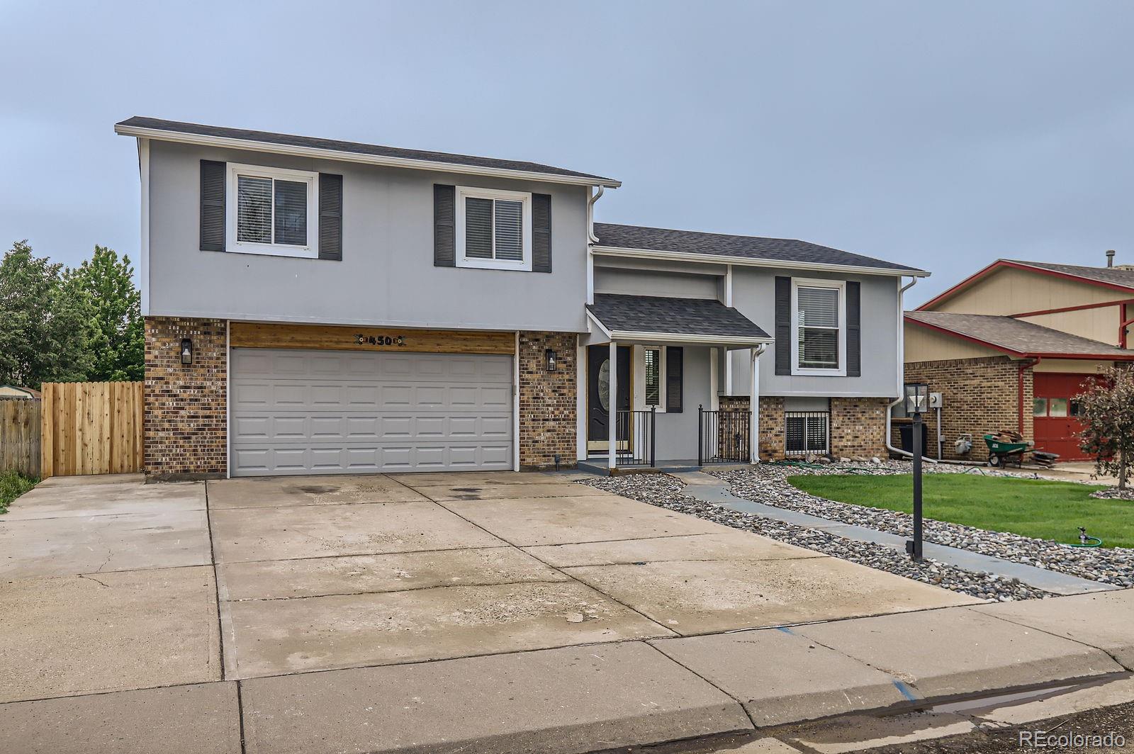 450 Lone Pine Street