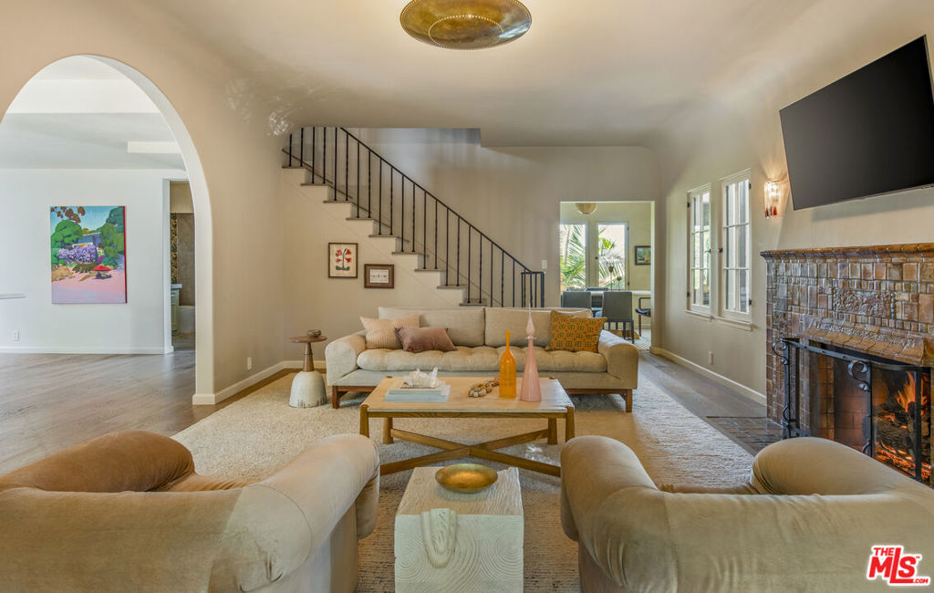 1982 N Normandie Avenue