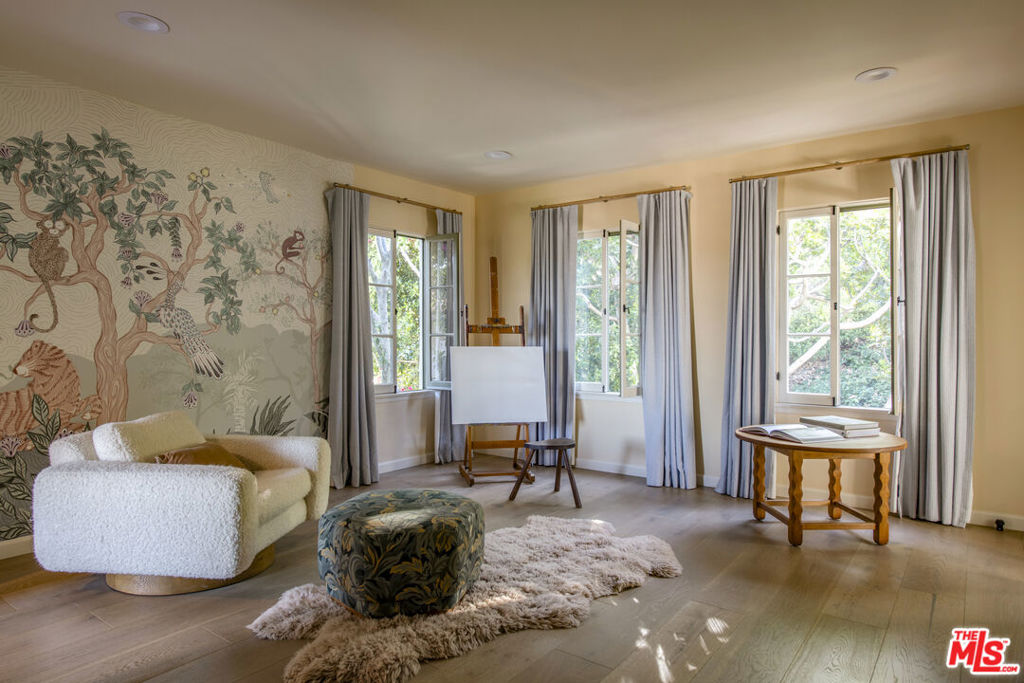 1982 N Normandie Avenue