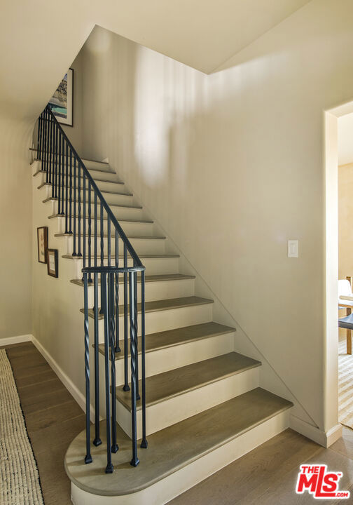 1982 N Normandie Avenue