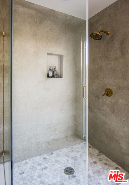 1982 N Normandie Avenue