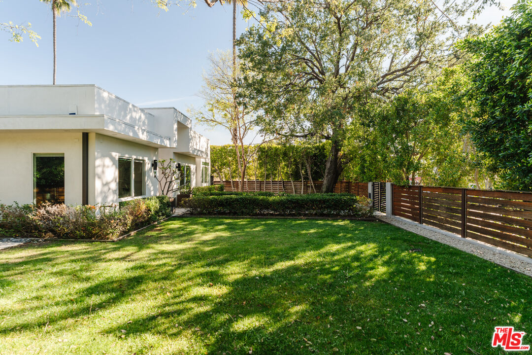 6152 Saint Clair Ave