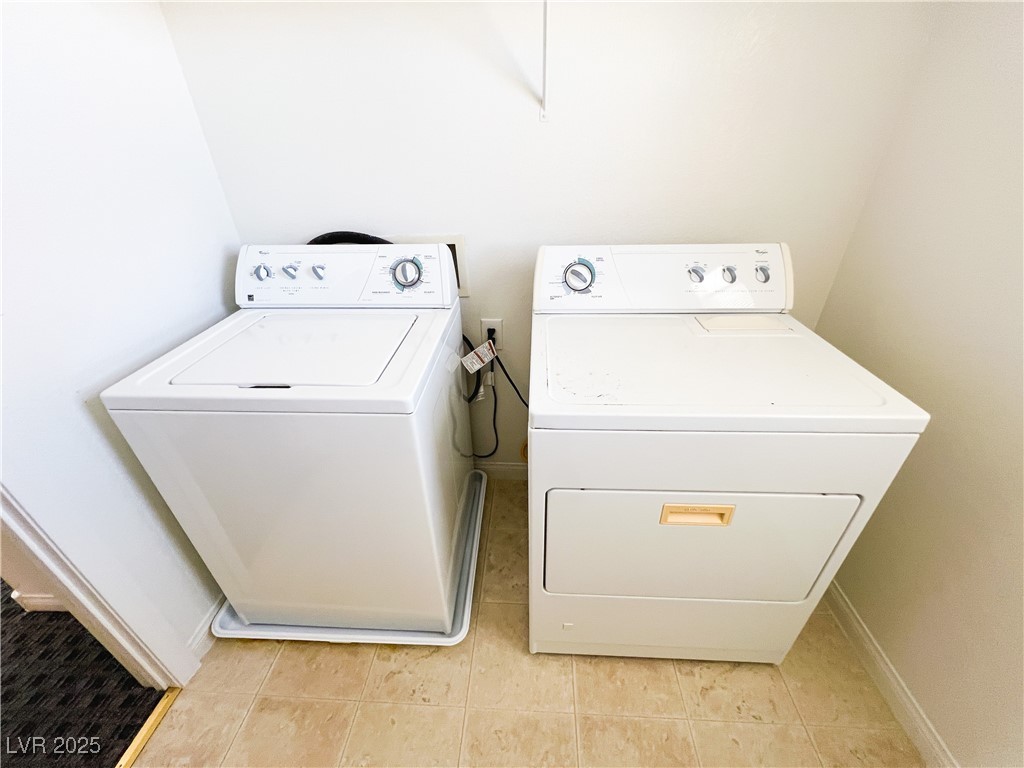 68 Emerald Falls Avenue