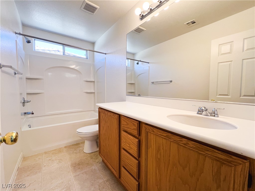 68 Emerald Falls Avenue