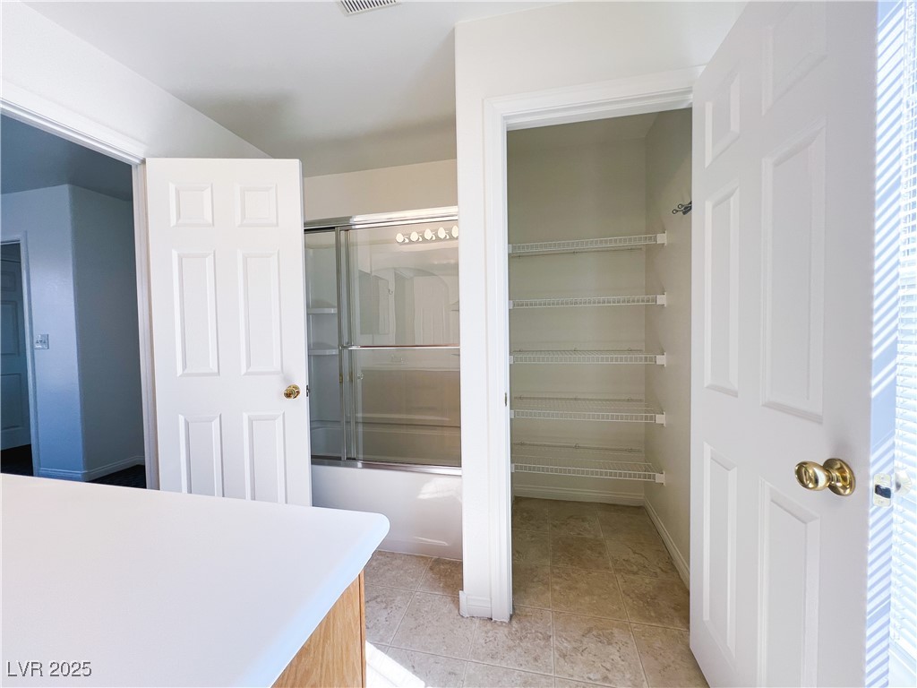 68 Emerald Falls Avenue