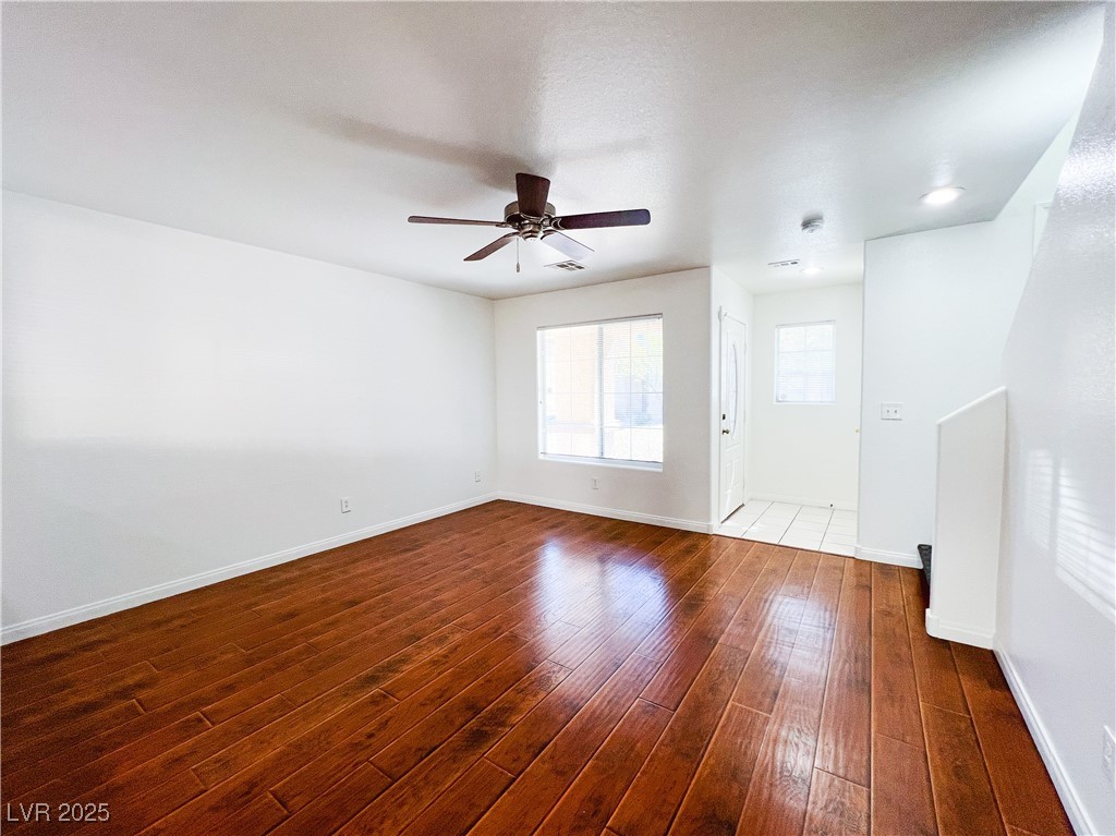 68 Emerald Falls Avenue