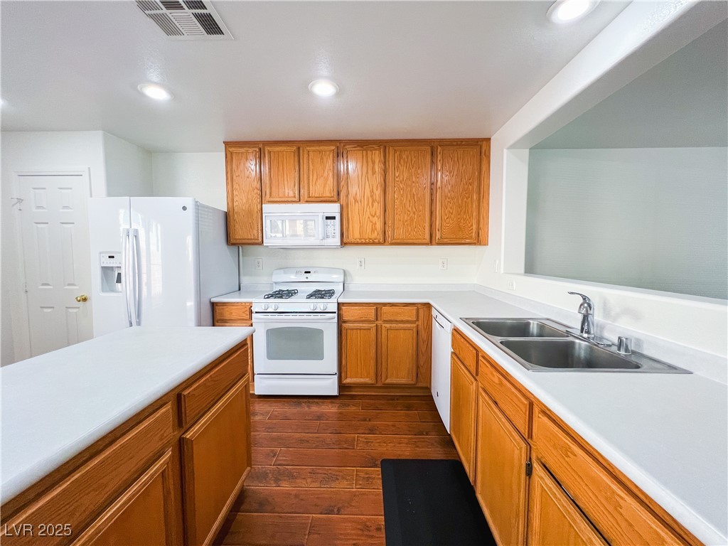 68 Emerald Falls Avenue