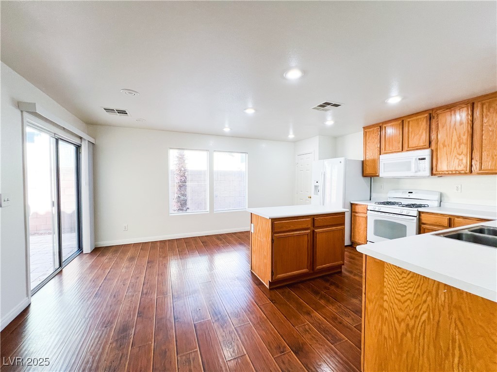 68 Emerald Falls Avenue