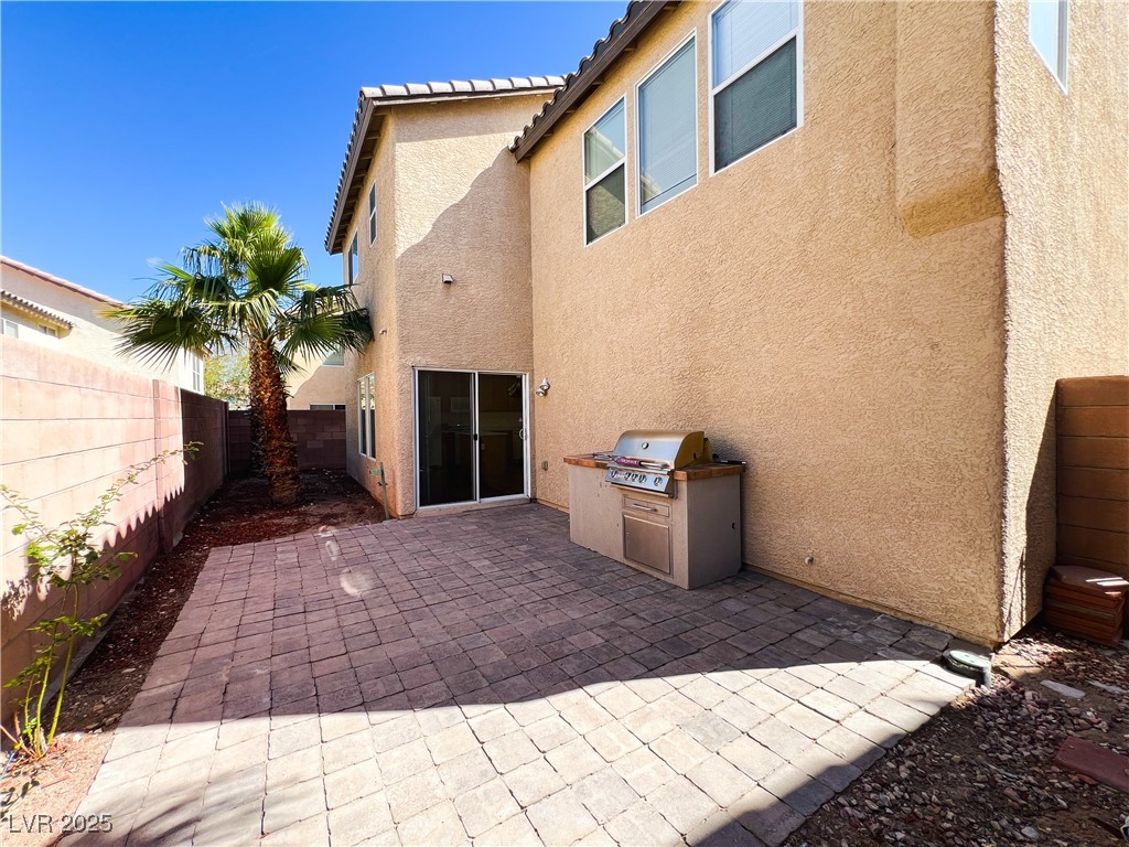 68 Emerald Falls Avenue