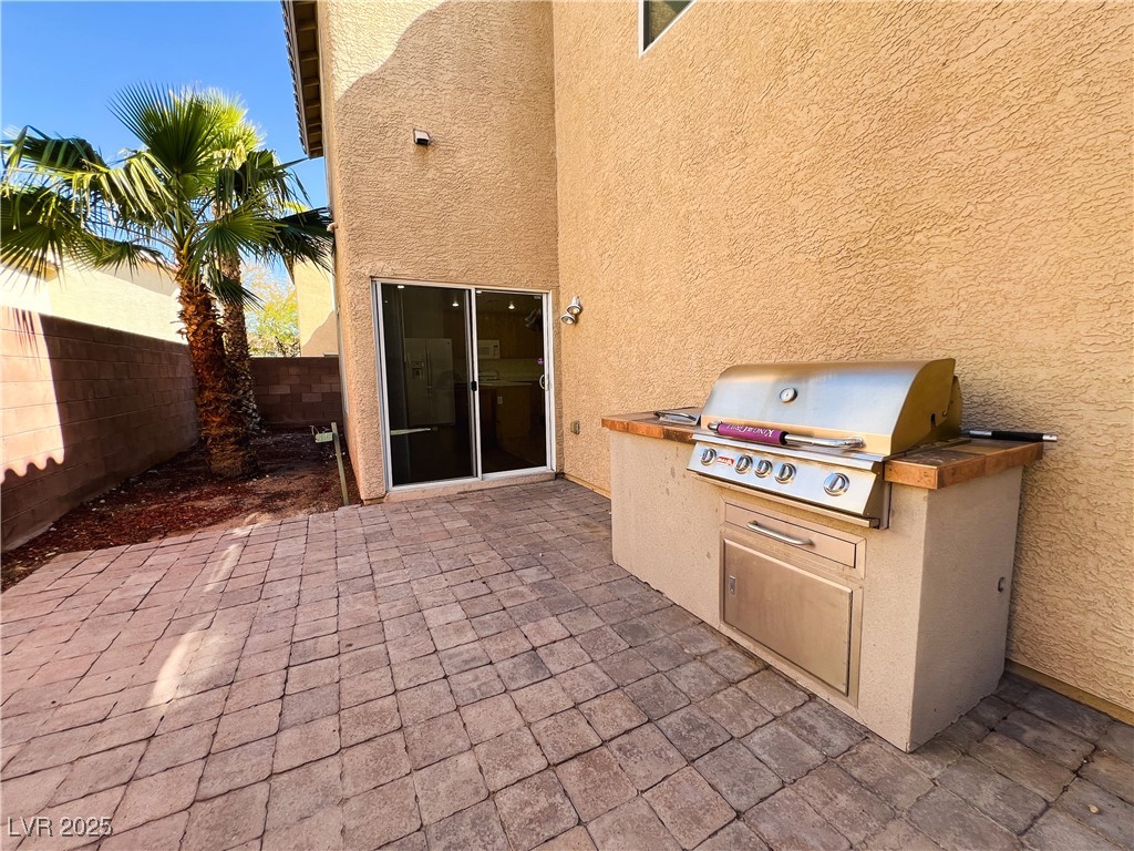 68 Emerald Falls Avenue