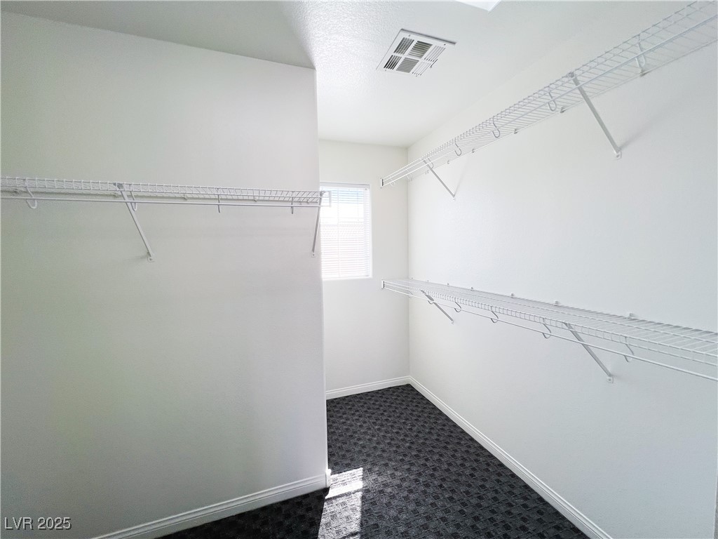 68 Emerald Falls Avenue