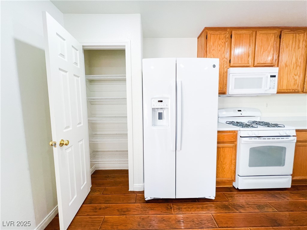 68 Emerald Falls Avenue