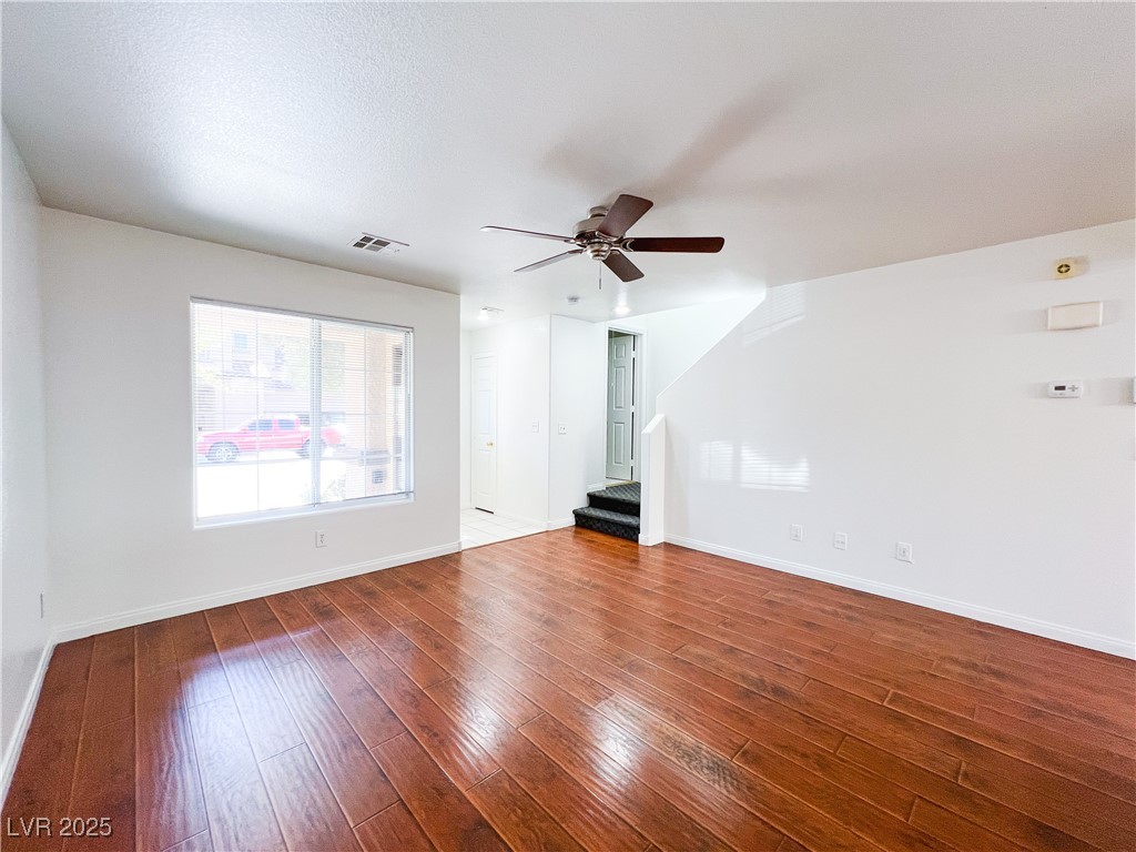 68 Emerald Falls Avenue