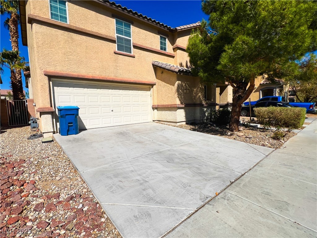 68 Emerald Falls Avenue