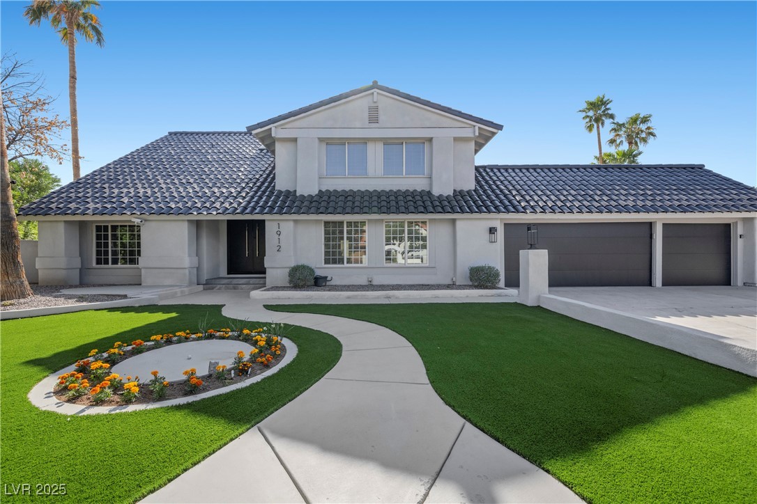 1912 Calanda Court
