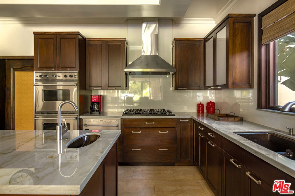 7222 Kentwood Avenue