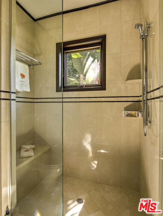 7222 Kentwood Avenue