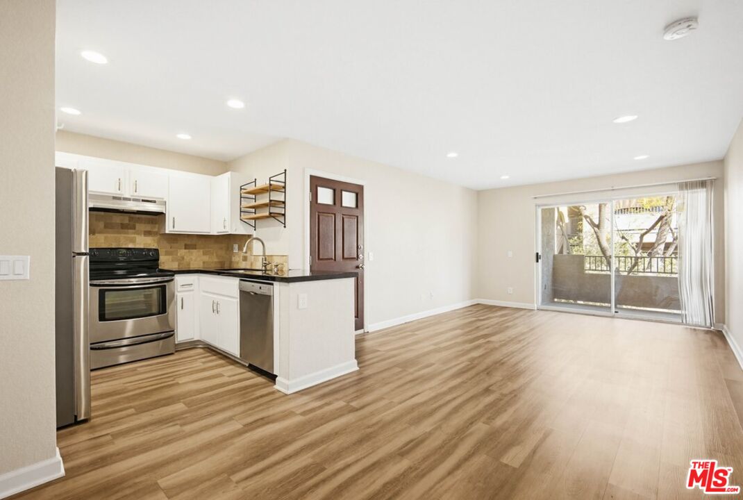 2505 San Gabriel Way Unit: 203