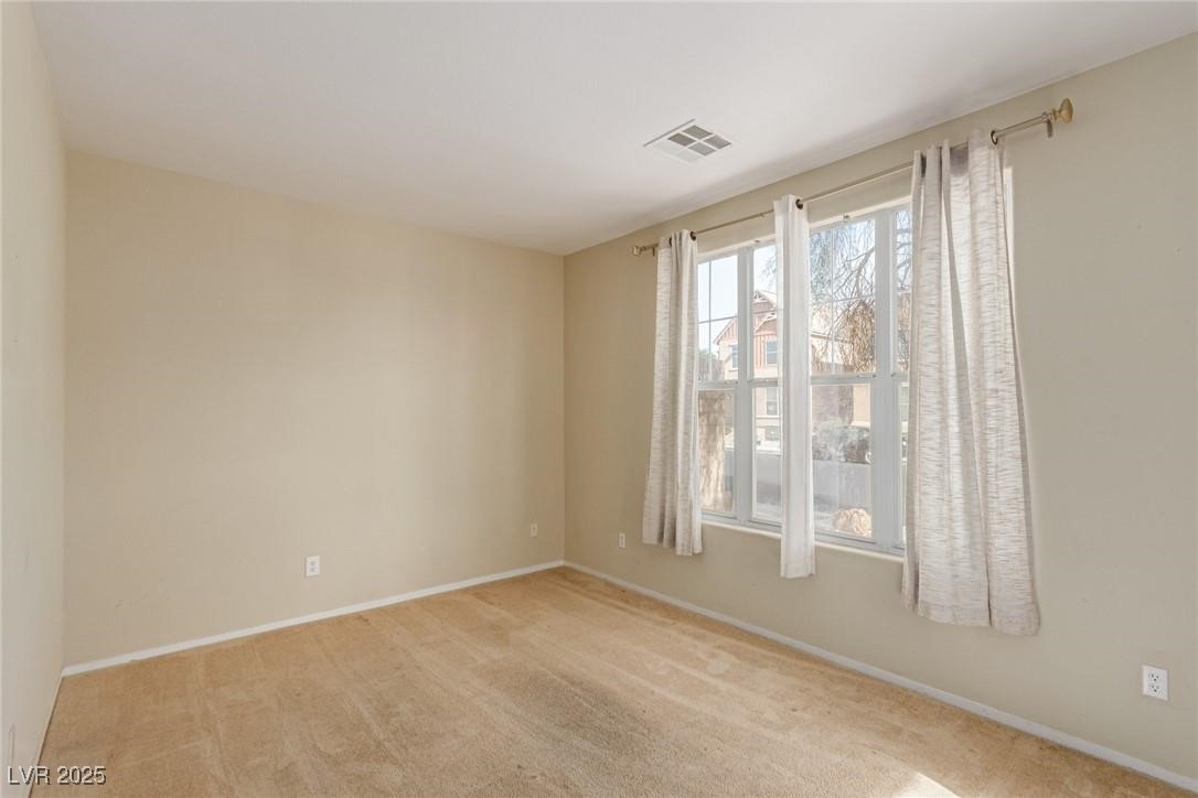 5861 Lakeland Village Drive