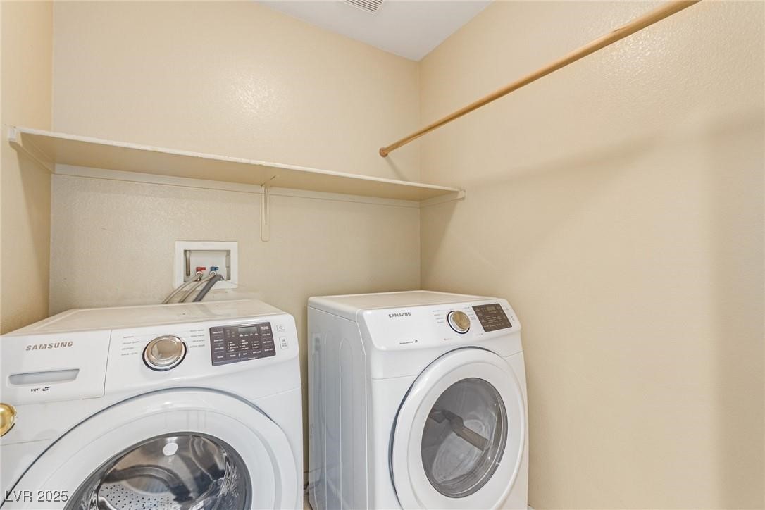 5861 Lakeland Village Drive