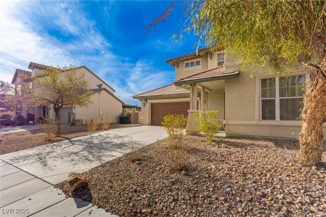 5861 Lakeland Village Drive