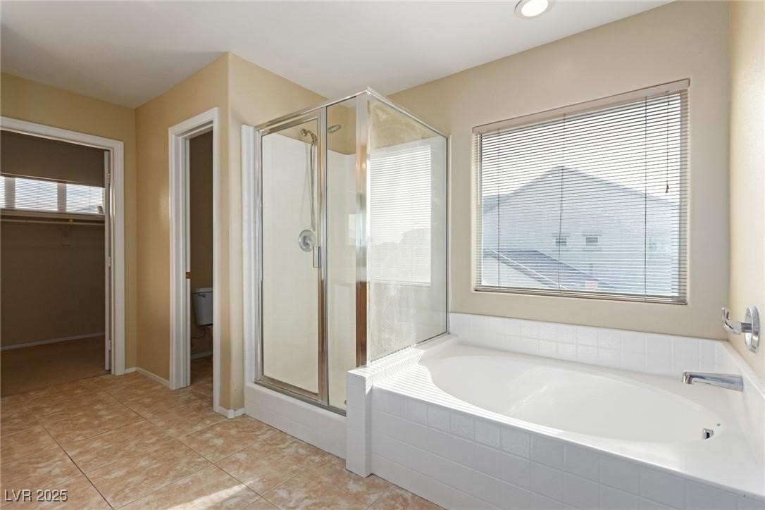 5861 Lakeland Village Drive