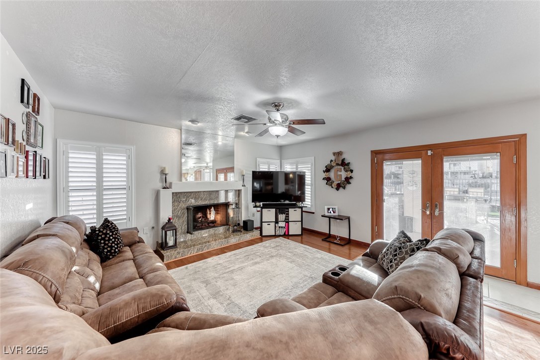 5501 Painted Sunrise Drive