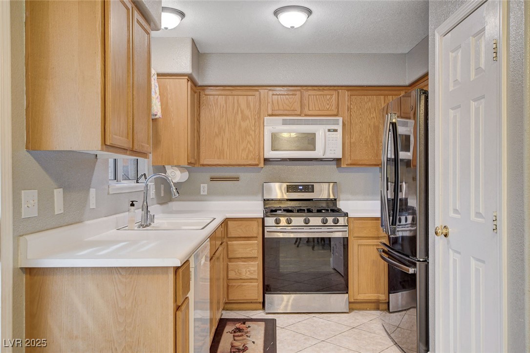 1069 Harpy Eagle Avenue