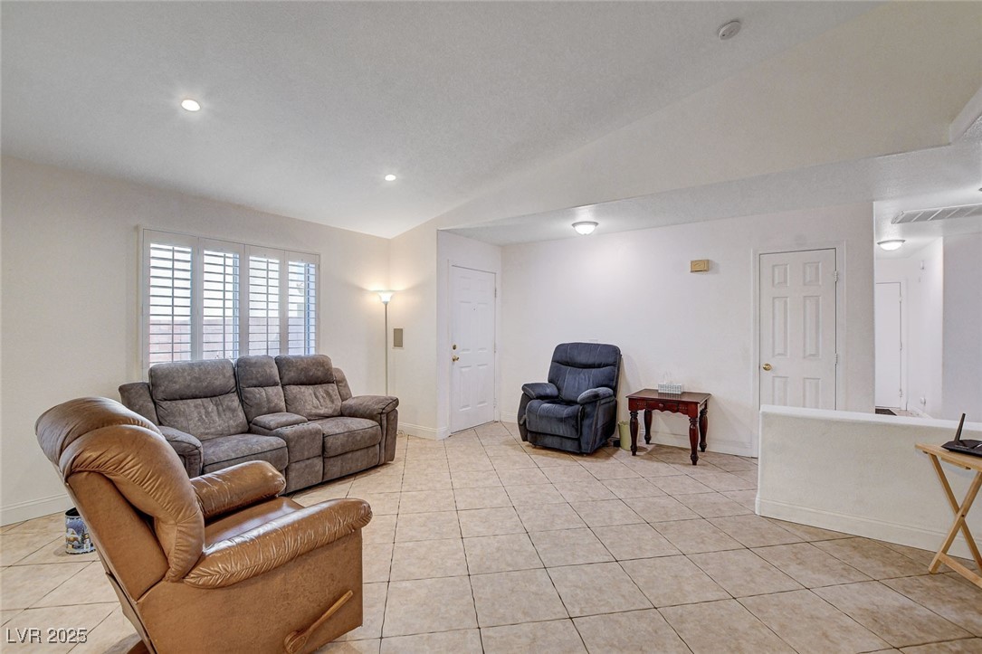 1069 Harpy Eagle Avenue