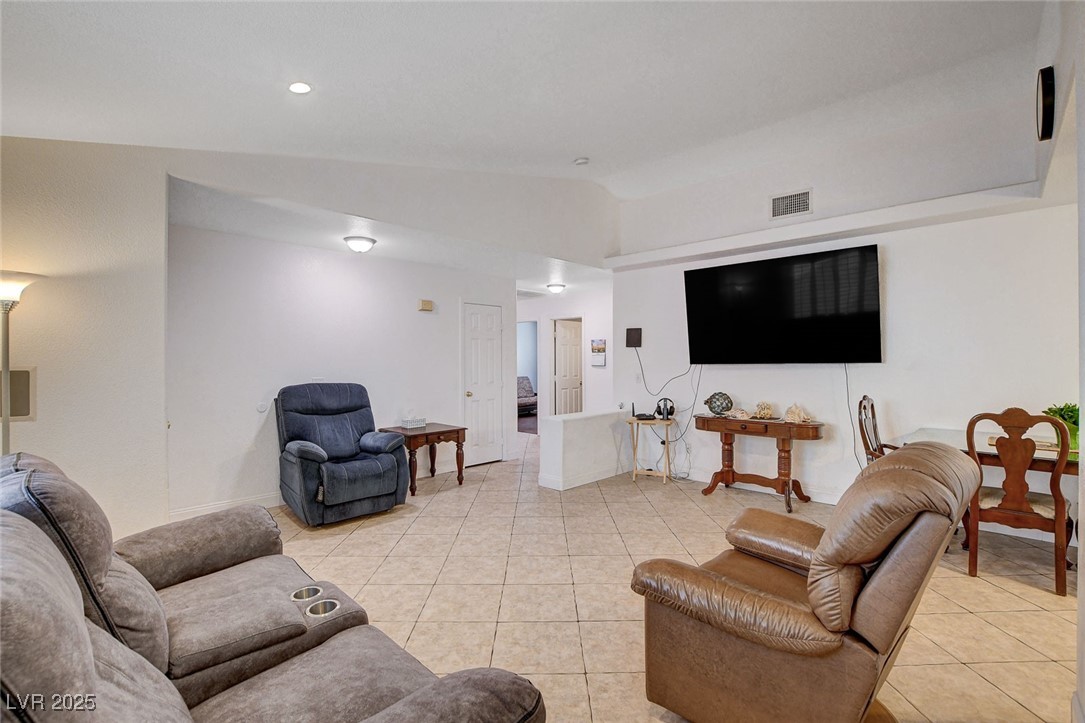 1069 Harpy Eagle Avenue