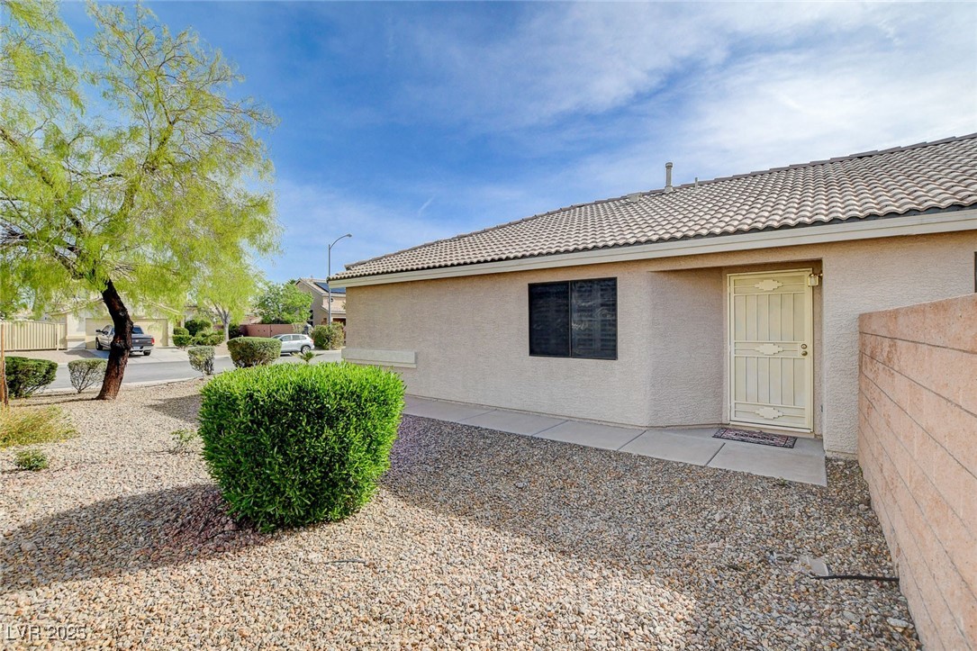 1069 Harpy Eagle Avenue