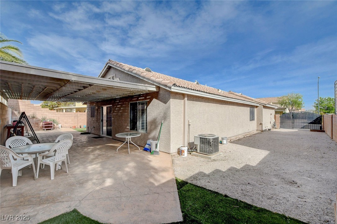 1069 Harpy Eagle Avenue