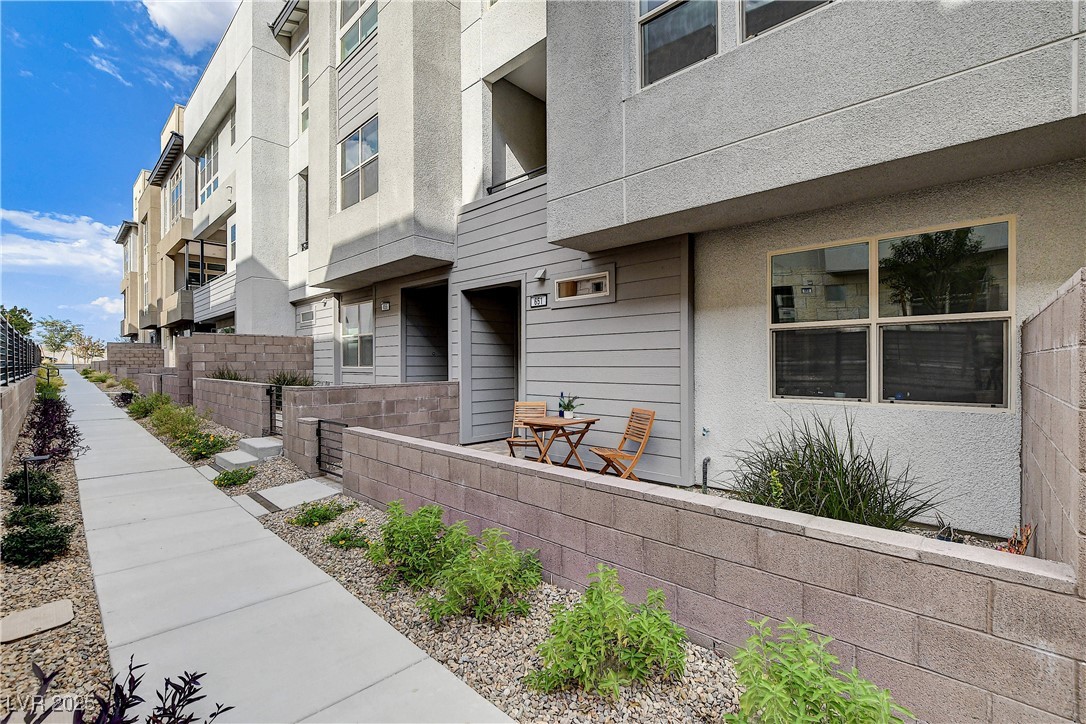 651 Sentinel Spire Street