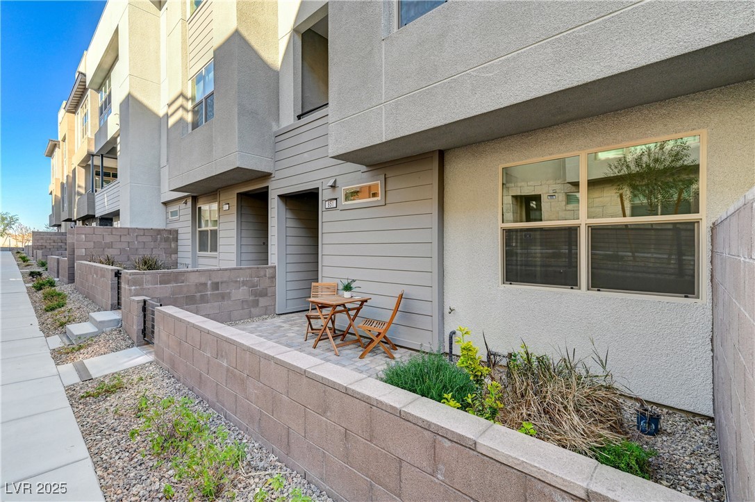 651 Sentinel Spire Street