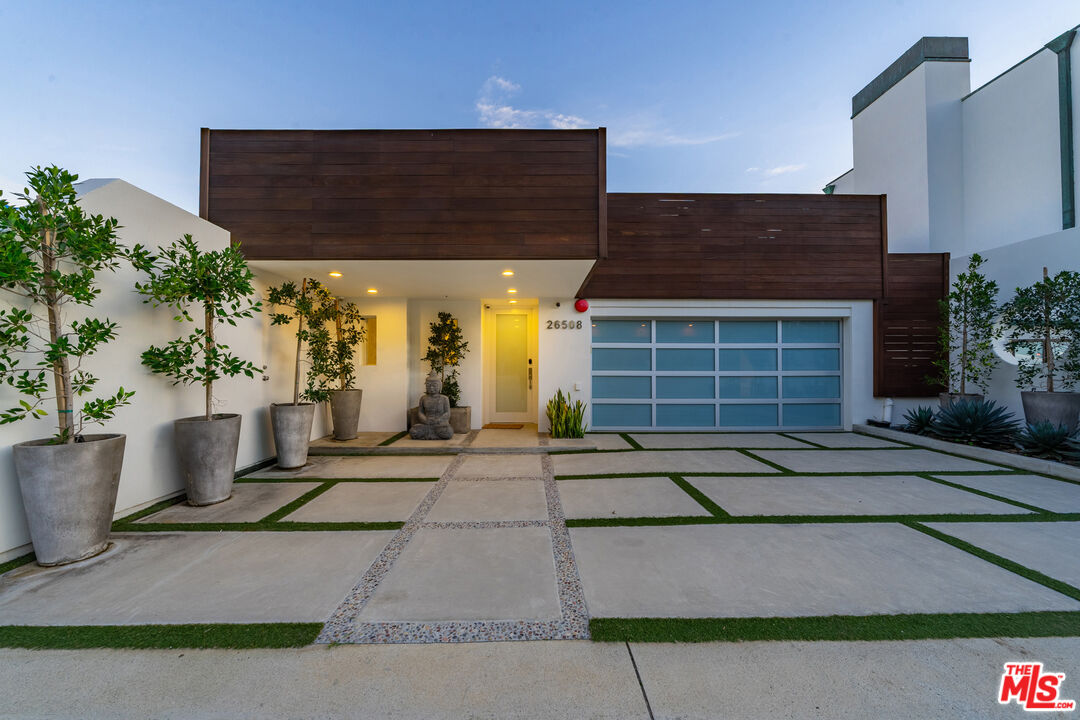 26508 Latigo Shore Dr