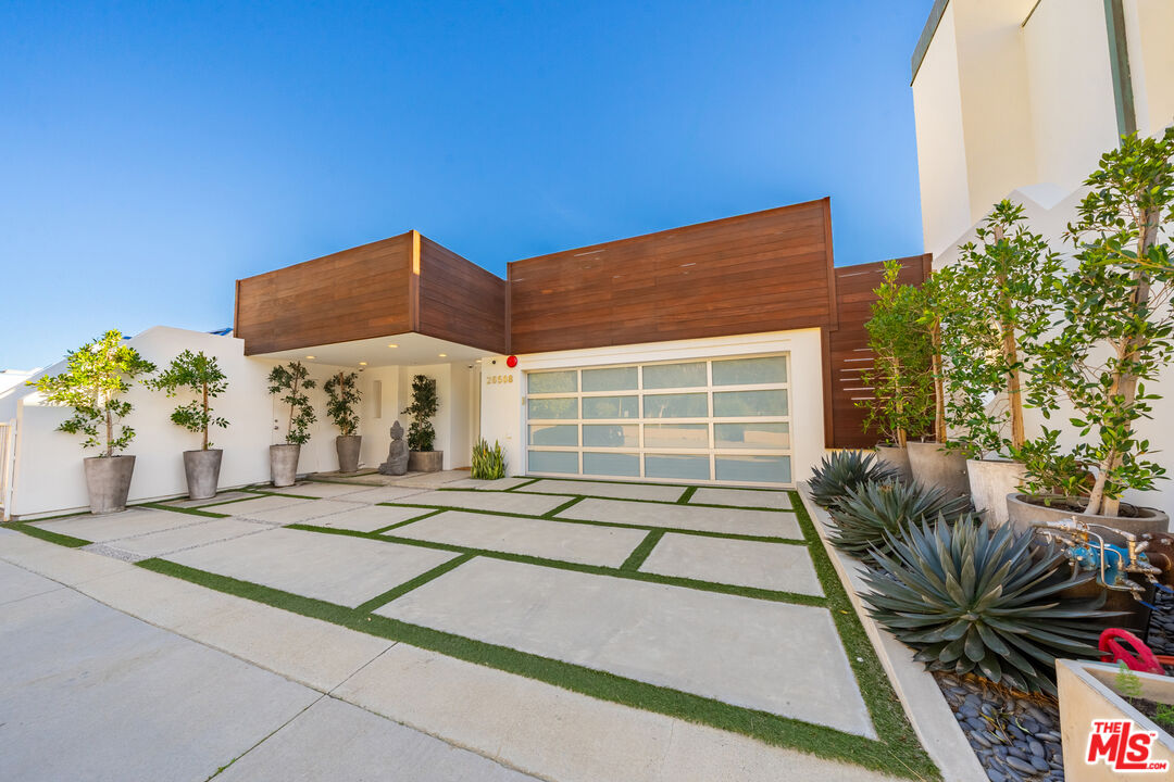 26508 Latigo Shore Dr