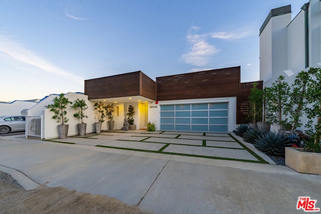 26508 Latigo Shore Dr