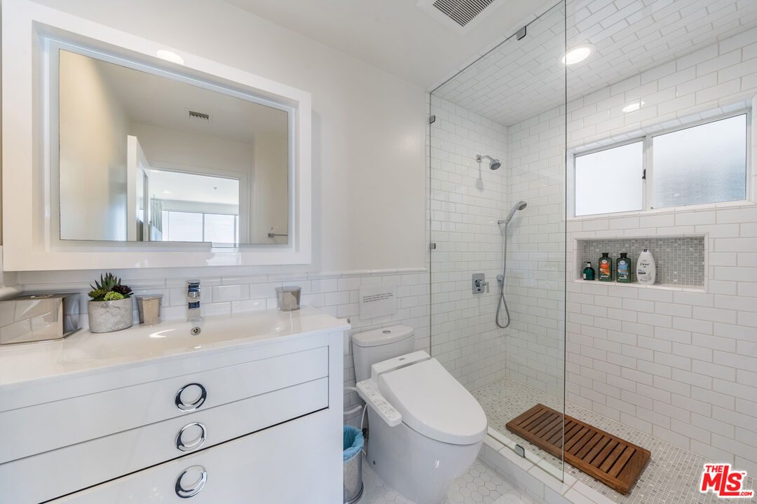26508 Latigo Shore Dr