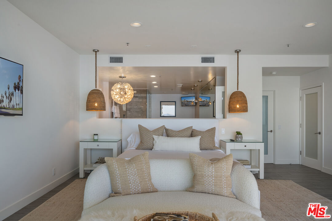 26508 Latigo Shore Dr
