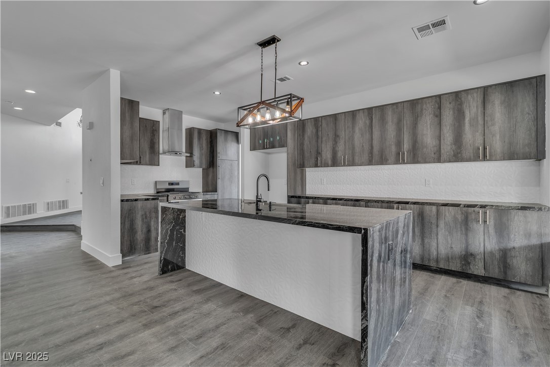 2735 Briarcliff Avenue