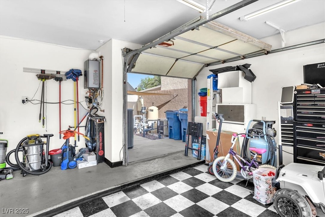 8239 Wildfire Street