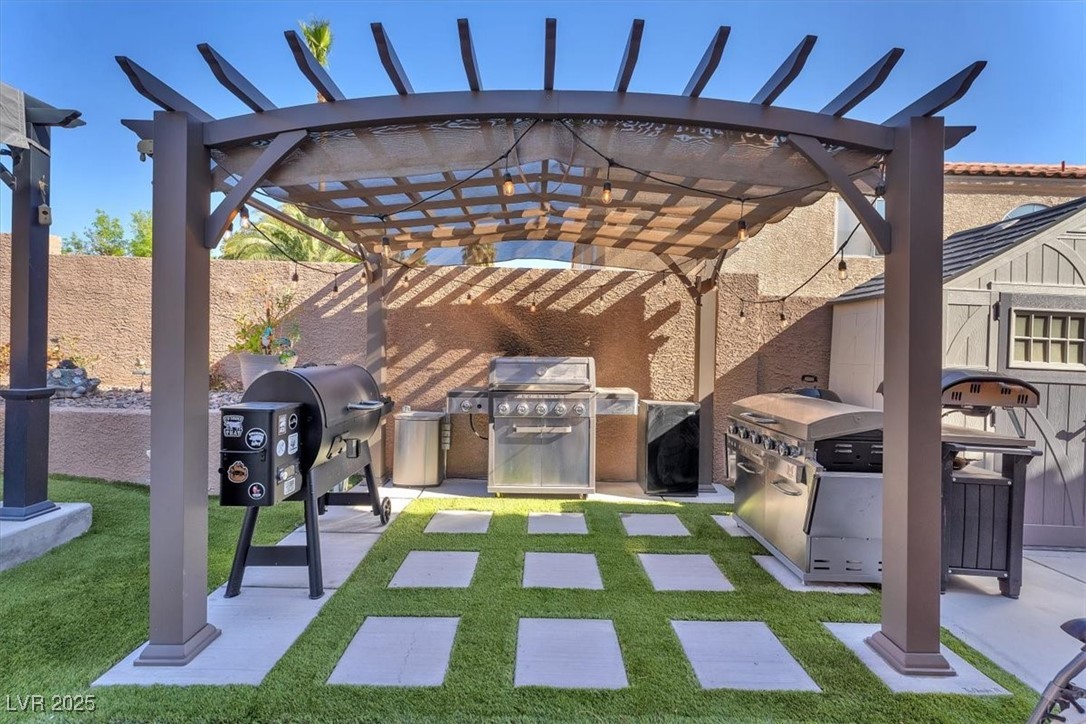 8239 Wildfire Street